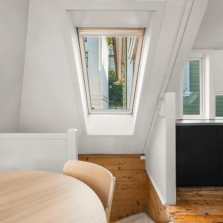 Bryggen Historical Townhouse I Rooftop Views! * Bergen