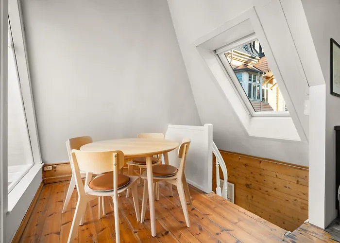 Bryggen Historical Townhouse I Rooftop Views!