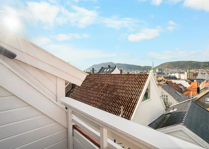 Lägenhet Bryggen Historical Townhouse I Rooftop Views! *